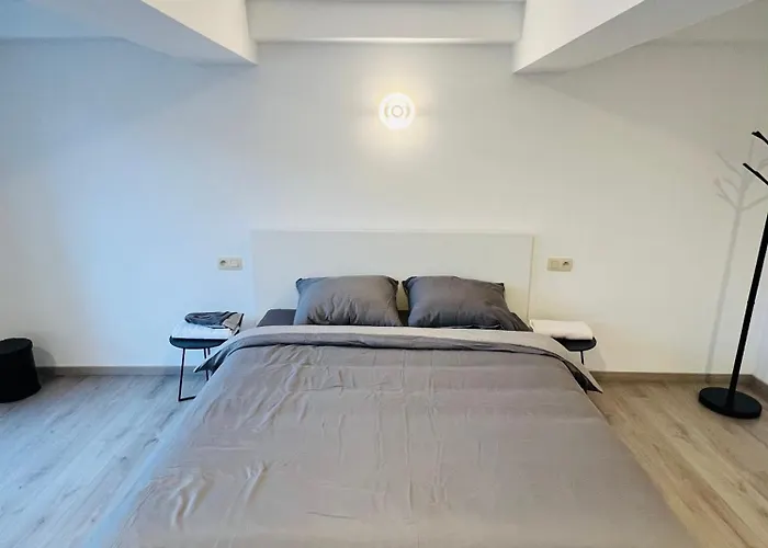 Maison D'ans 아파트